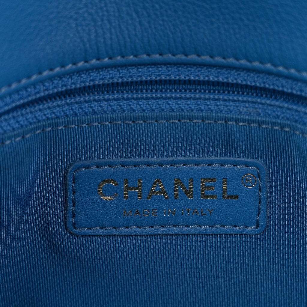 Grained Calfskin Medium Chevron Chic Top Handle Flap Blue