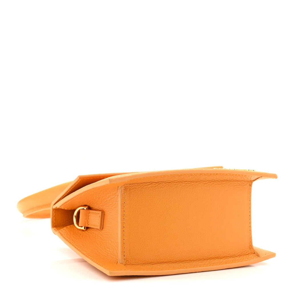 Grained Calfskin Le Chiquito Moyen Dark Orange