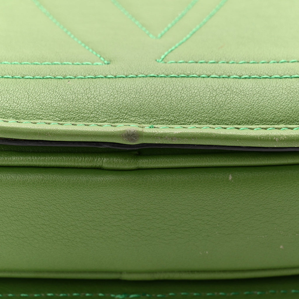 Vitello Small Logo Go Crossbody Bag Clover