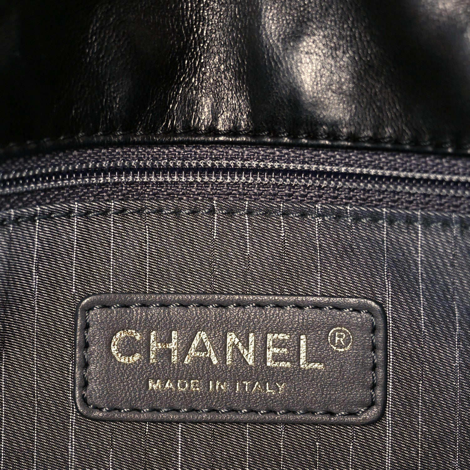 Lambskin Quilted Medium Westminster Pearl Flap Black