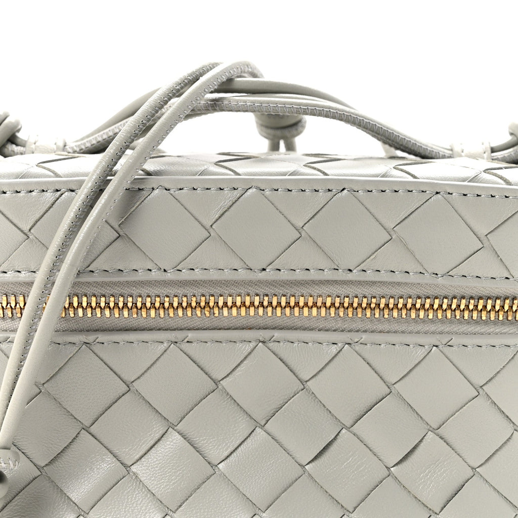 Nappa Intrecciato Small Vanity Case On Strap Agate Grey