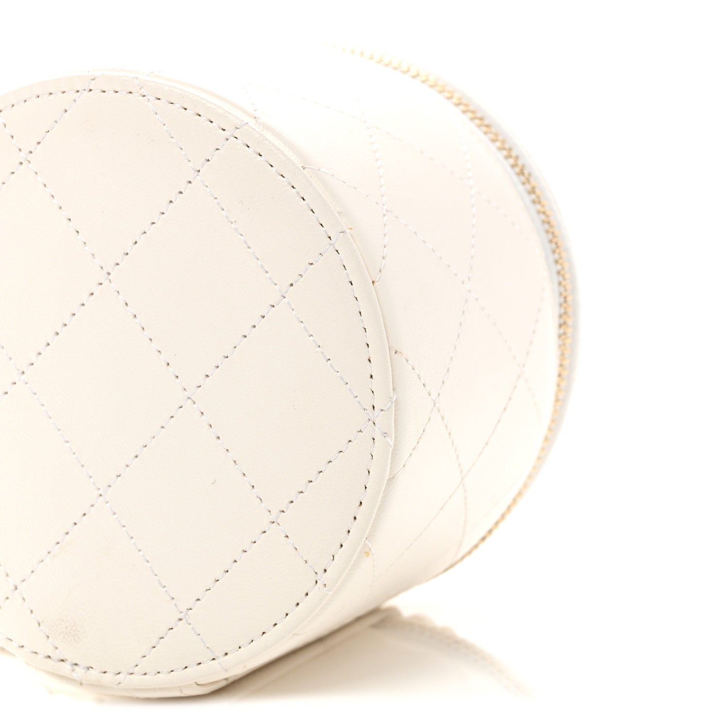 Lambskin Quilted Round Small Vanity Case With Chain White Black
