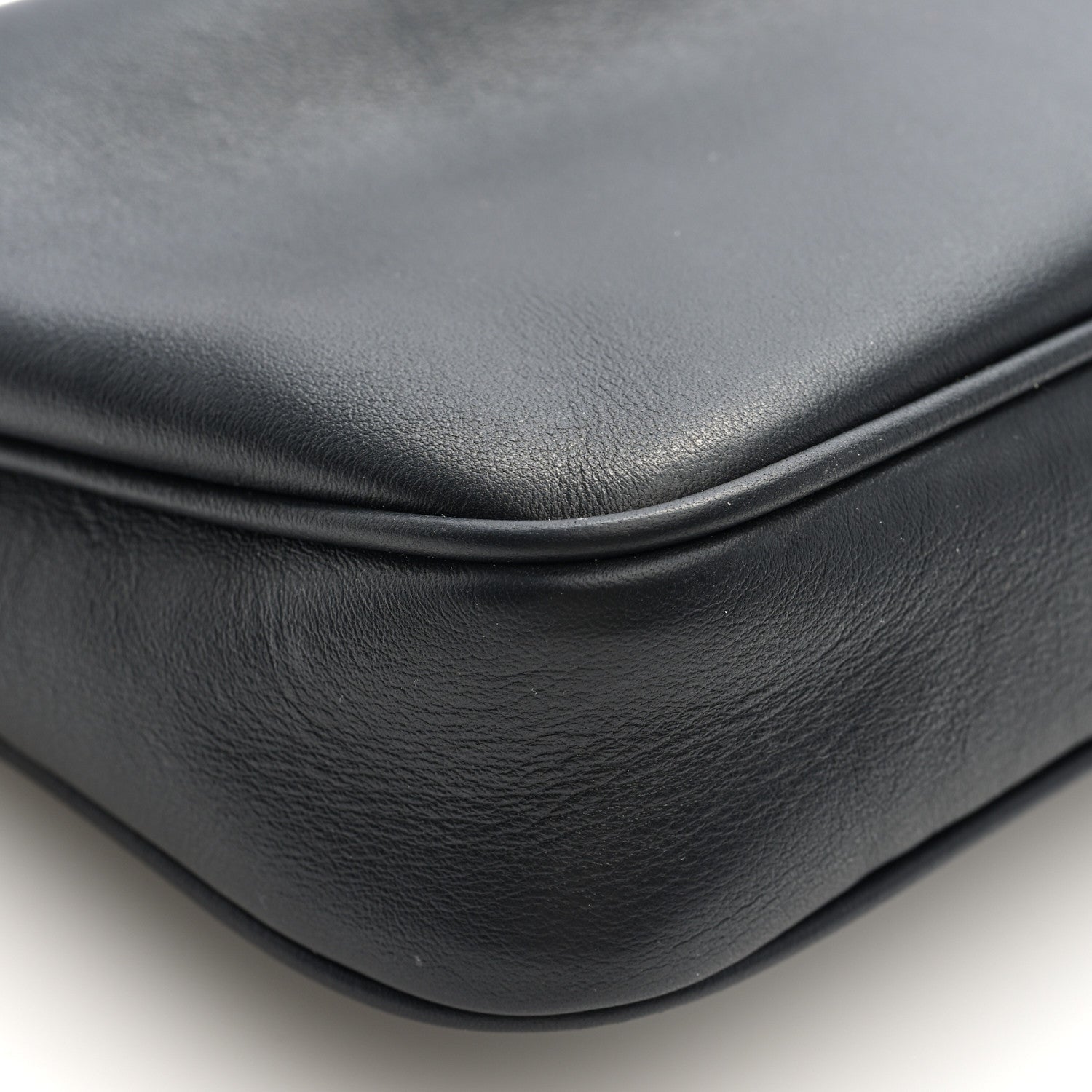 Natural Smooth Calfskin Rodeo Sling Pochette Black