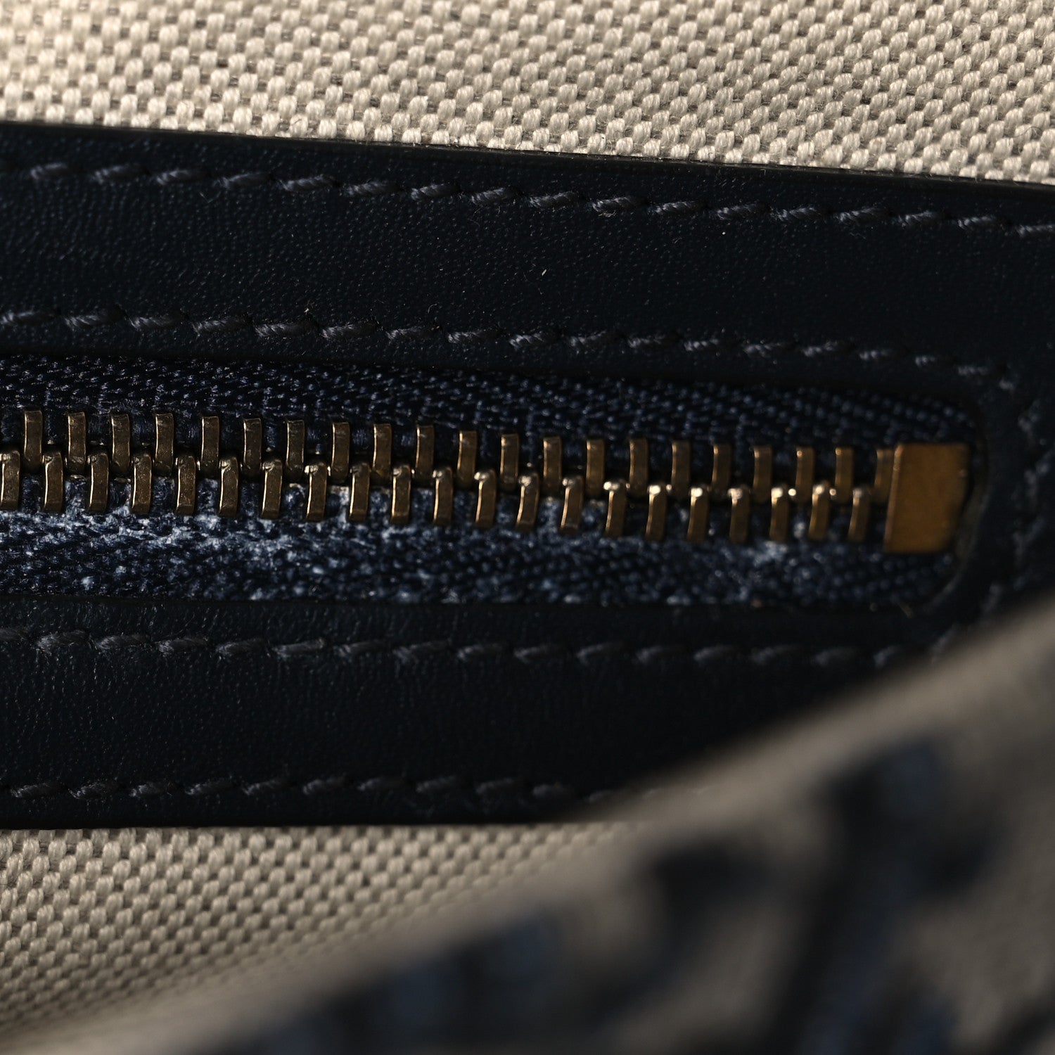 Oblique Saddle Bag Blue
