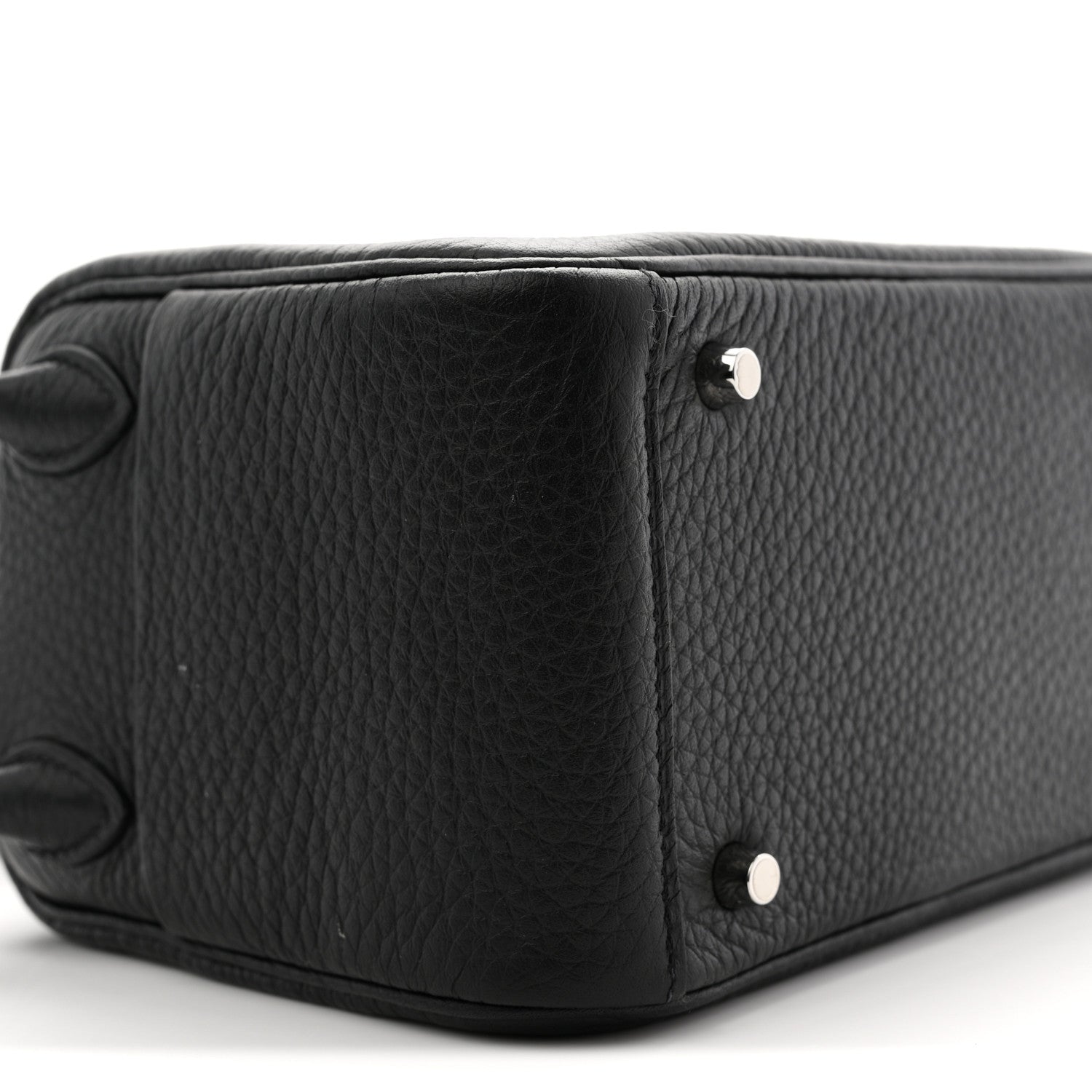 Taurillon Clemence Mini Lindy 20 Black