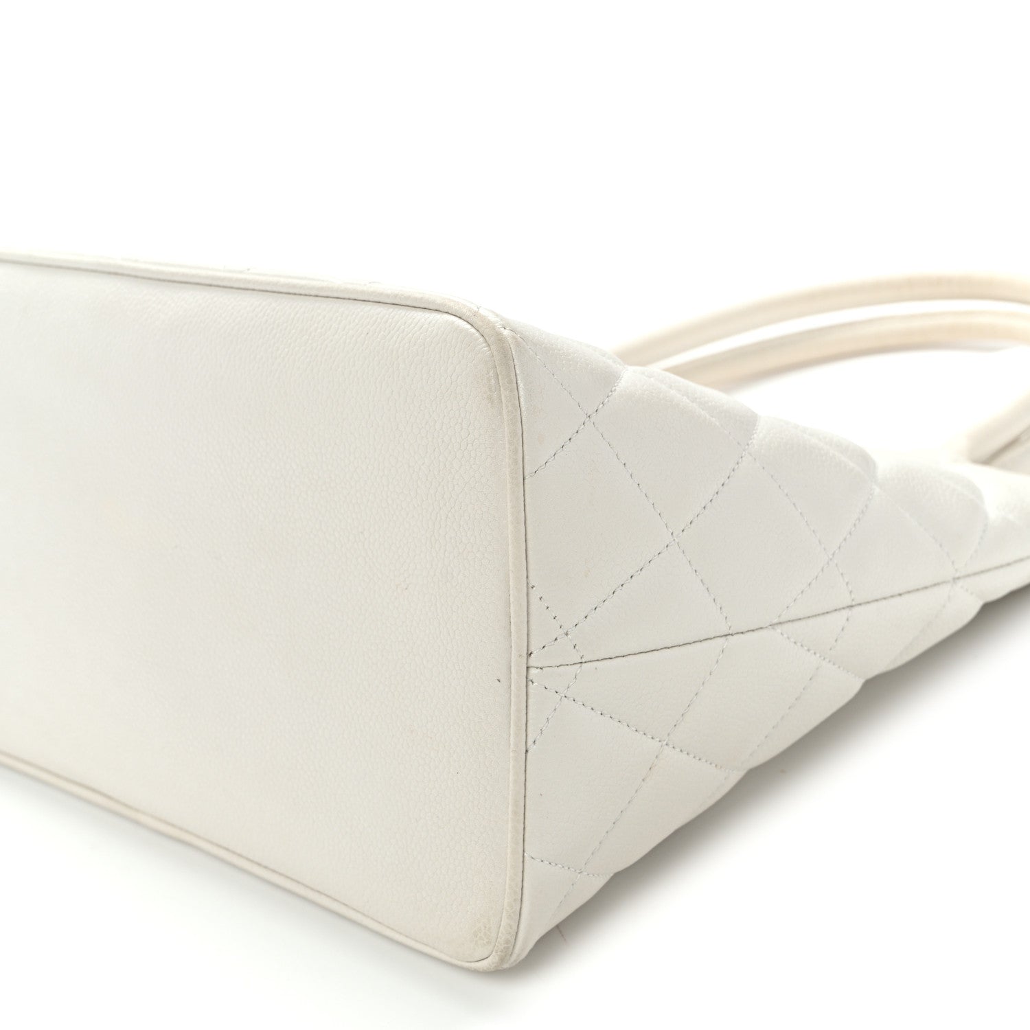 Caviar Quilted Medallion Tote White