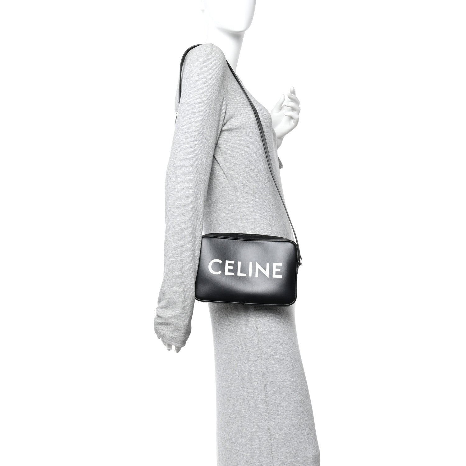 Smooth Calfskin Medium Messenger Bag Black