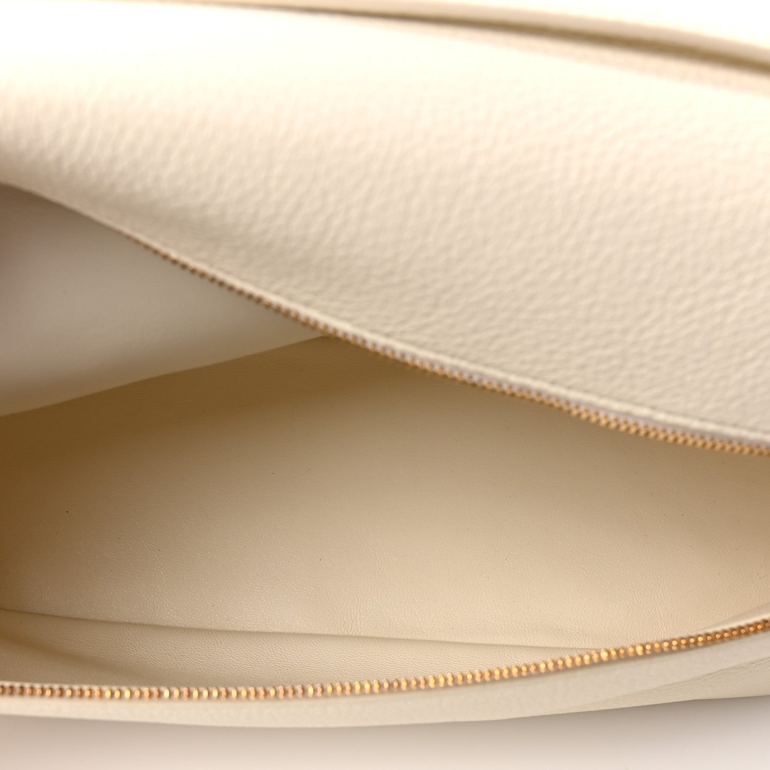 Tender Lambskin Extra Pocket Bag L27 Whisper White
