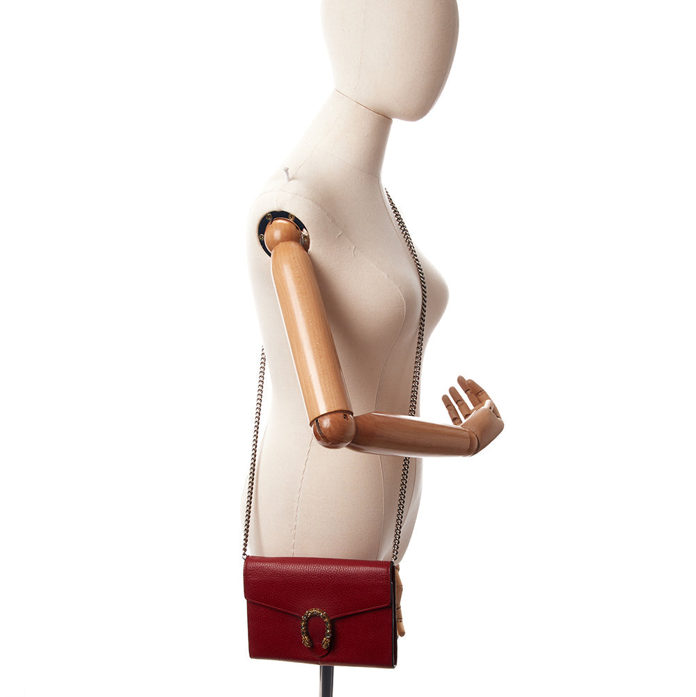 Gucci Cross Body Dionysus Chain Wallet in Hibiscus Red, Leather