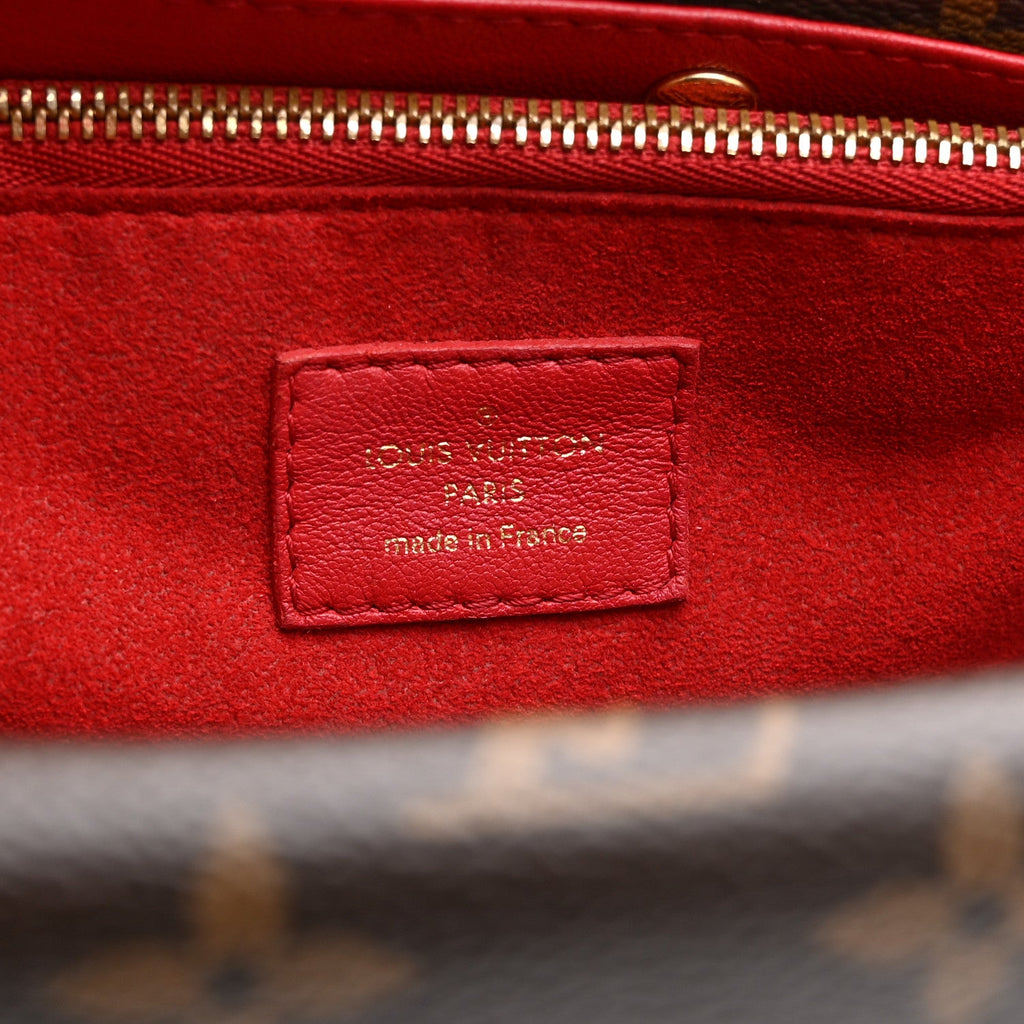 Grained Calfskin Monogram Double V Rubis