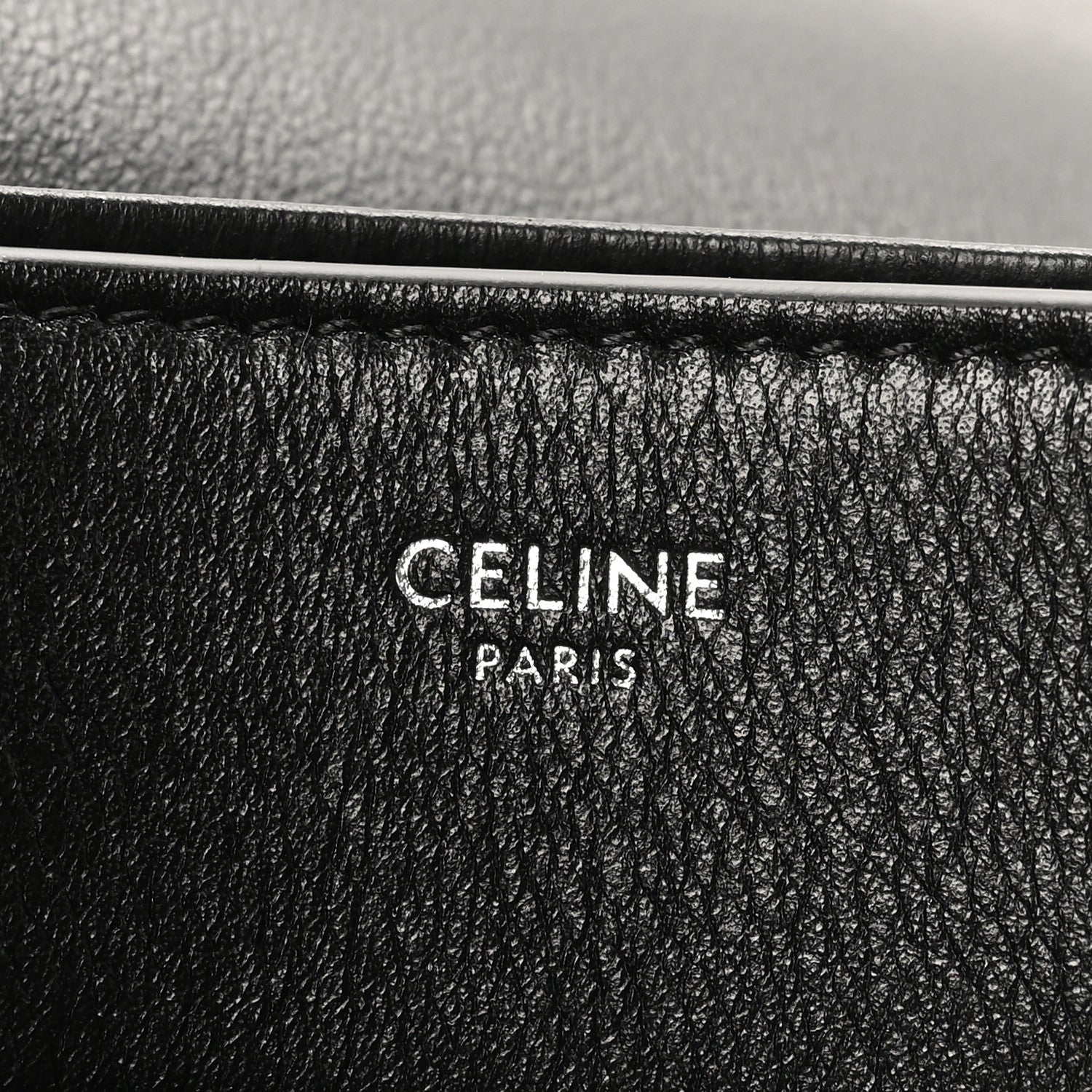 Supple Calfskin Triomphe Medium Besace Black