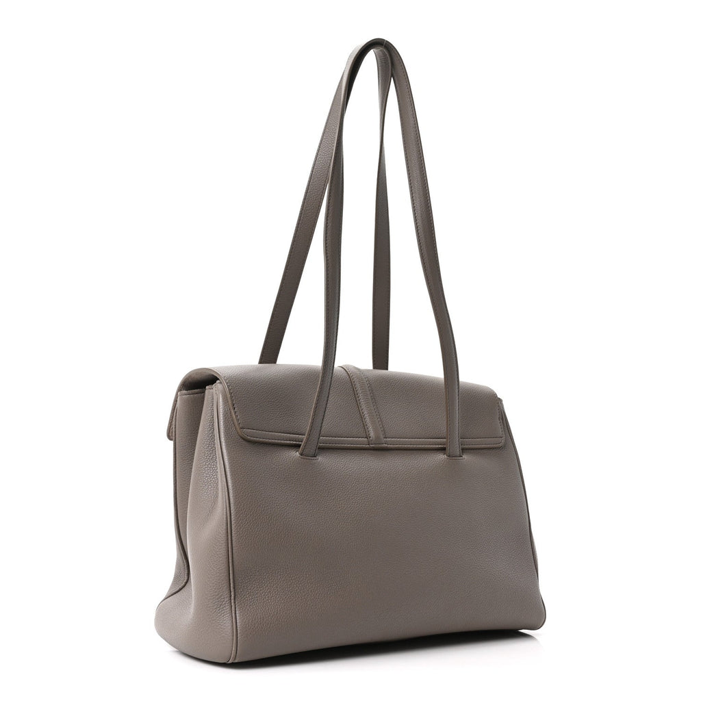 Supple Grained Calfskin Medium Soft 16 Bag Pebble