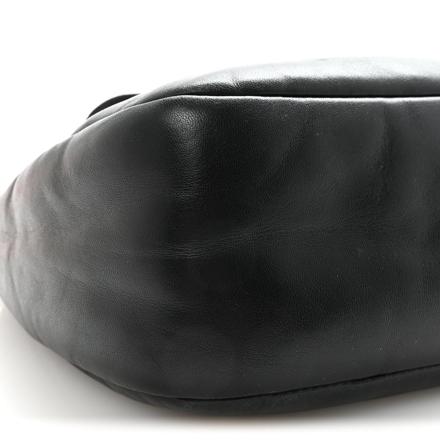Nappa Soft Padded Re-Edition 2005 Shoulder Bag Black