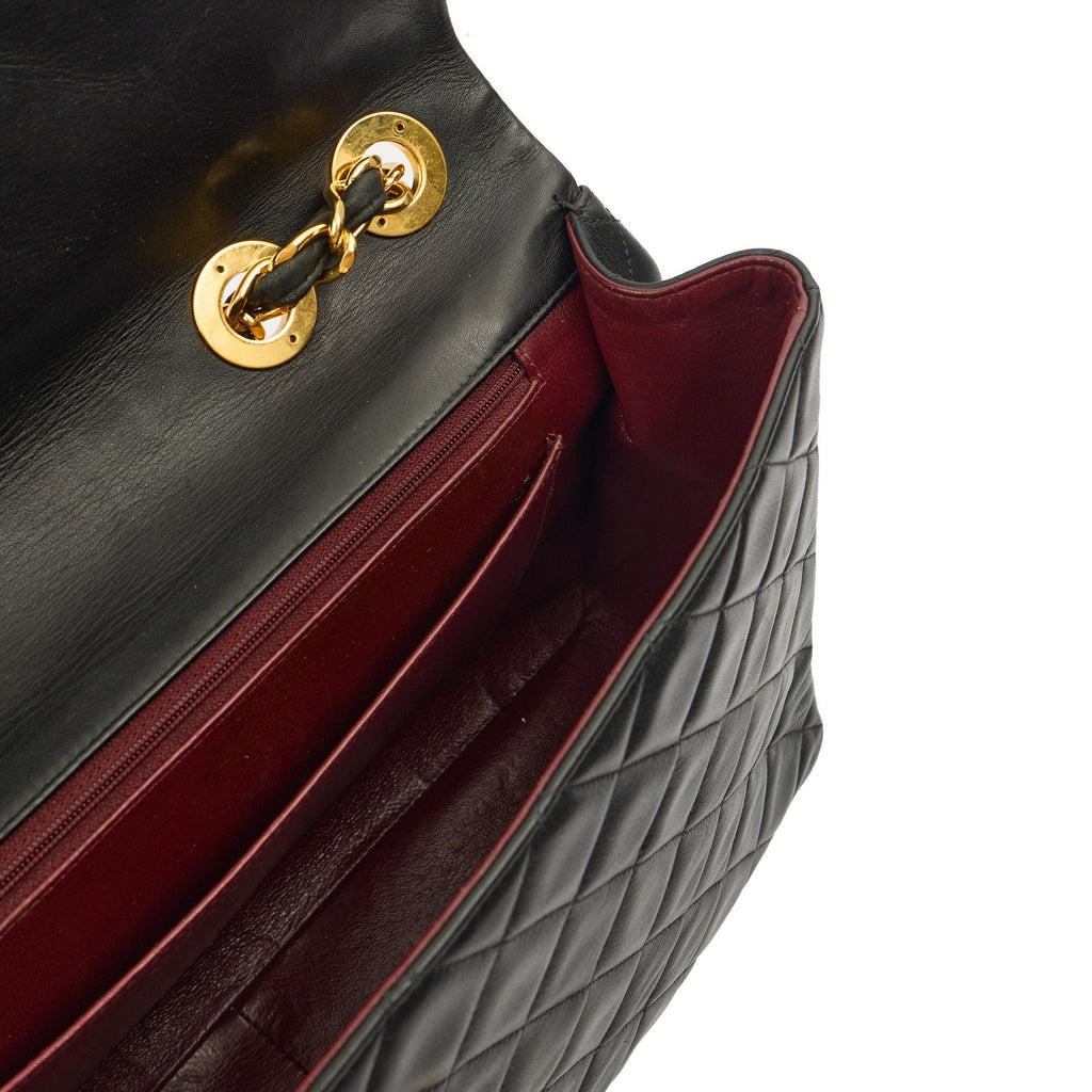 Chanel Shoulder Bag Maxi Jumbo XL in Black, Lambskin Leather