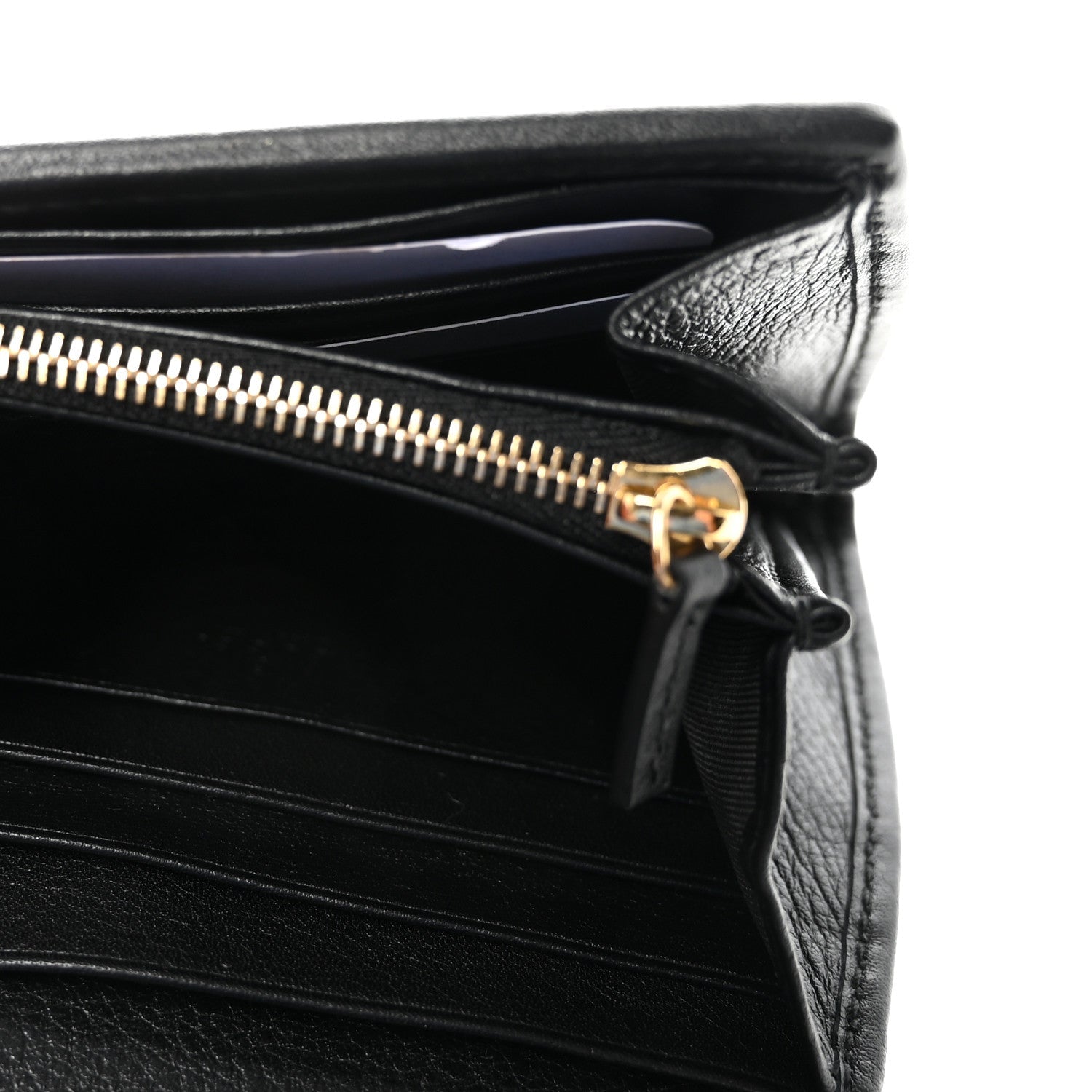 Roxy Calfskin Medium Blondie Chain Wallet Black