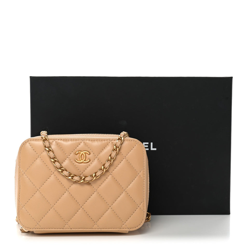 Lambskin Quilted CC Pearl Crush Camera Case Beige