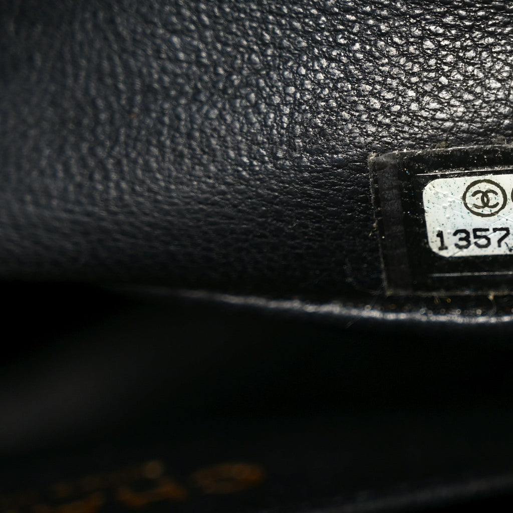 Caviar Quilted Jumbo Single Flap Black