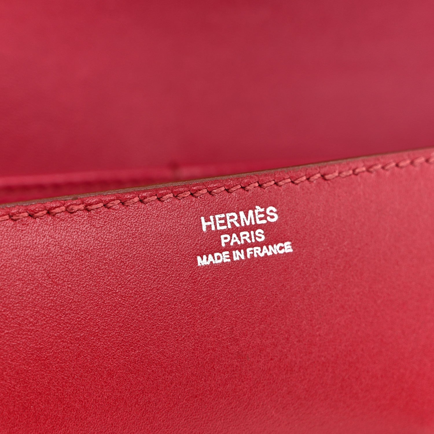 Tadelakt Egee Clutch Rouge Vif