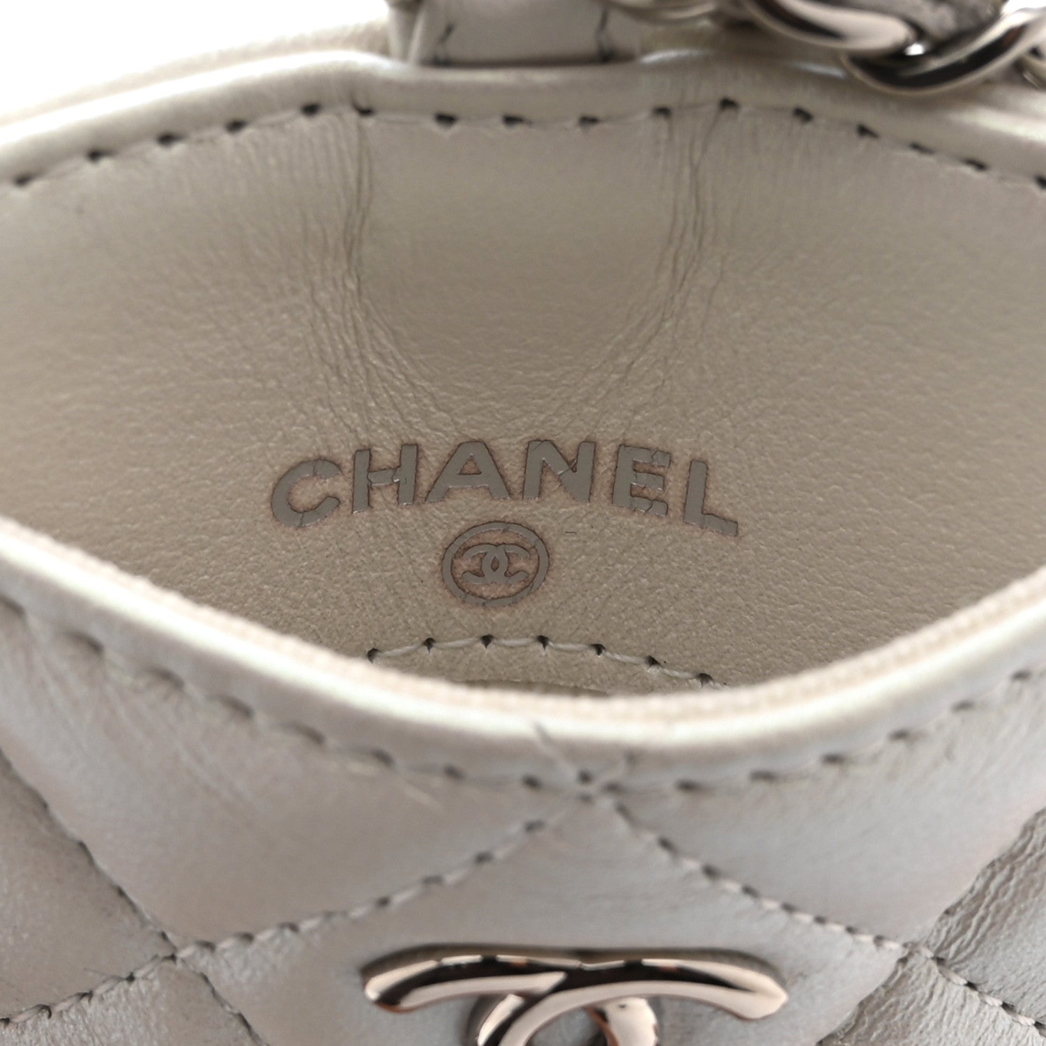 Iridescent Lambskin Quilted Coco Bow  Holder On Chain White