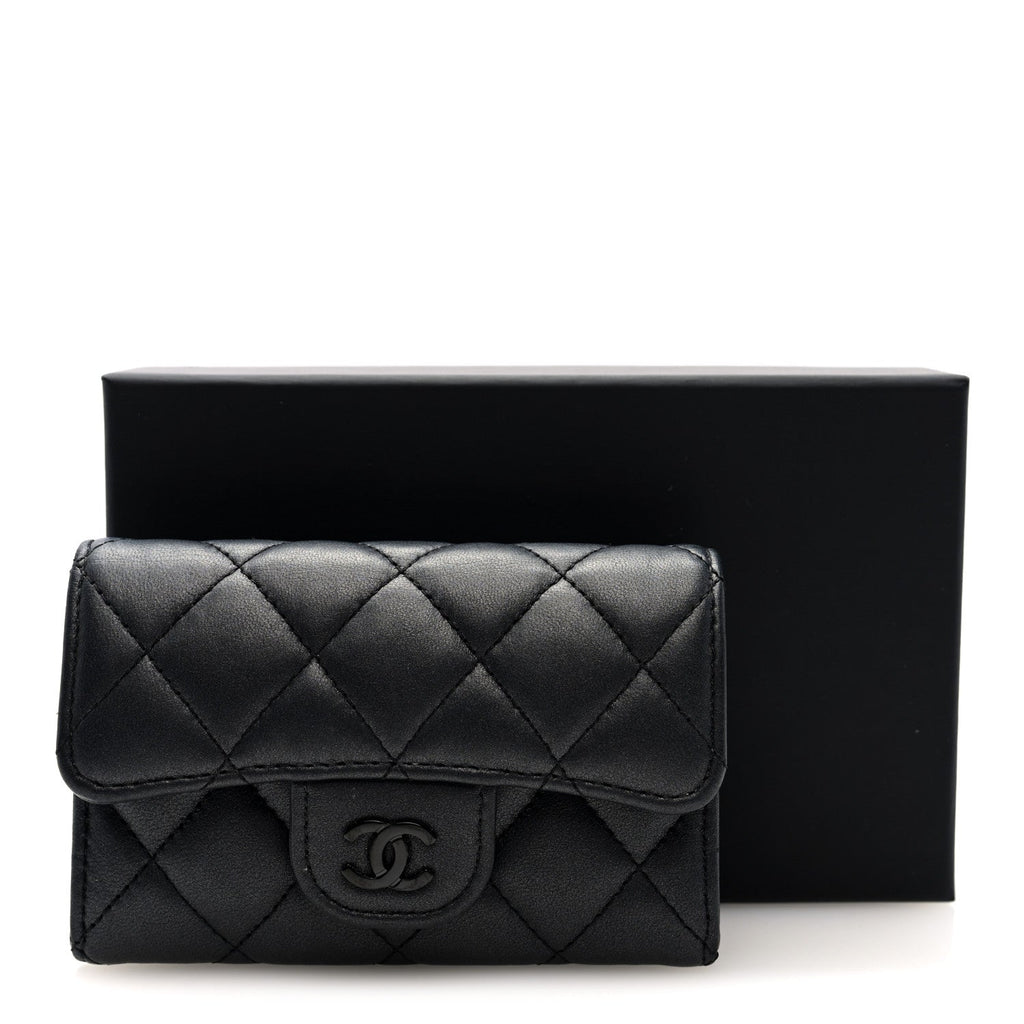 Pearly Lambskin Quilted Flap  Holder Wallet So Black