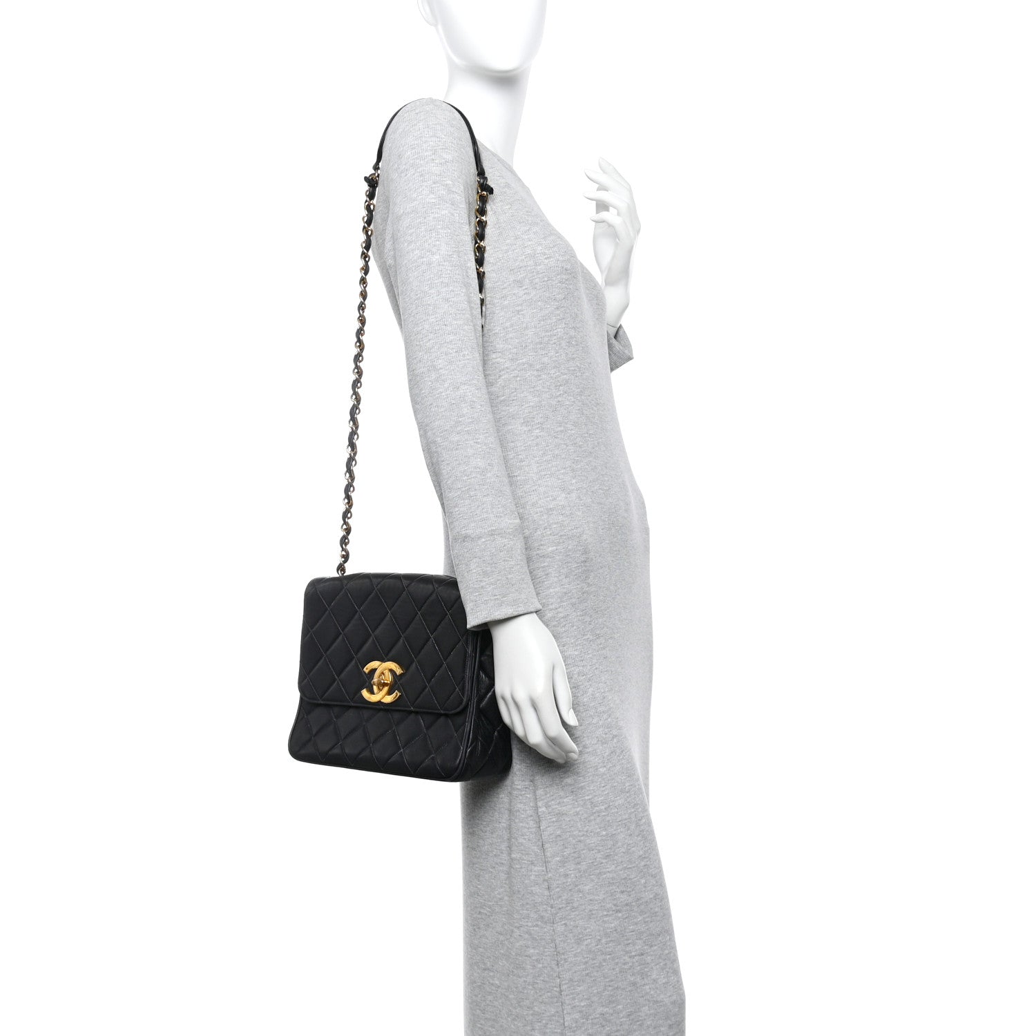 Lambskin Quilted Medium Single Flap Black