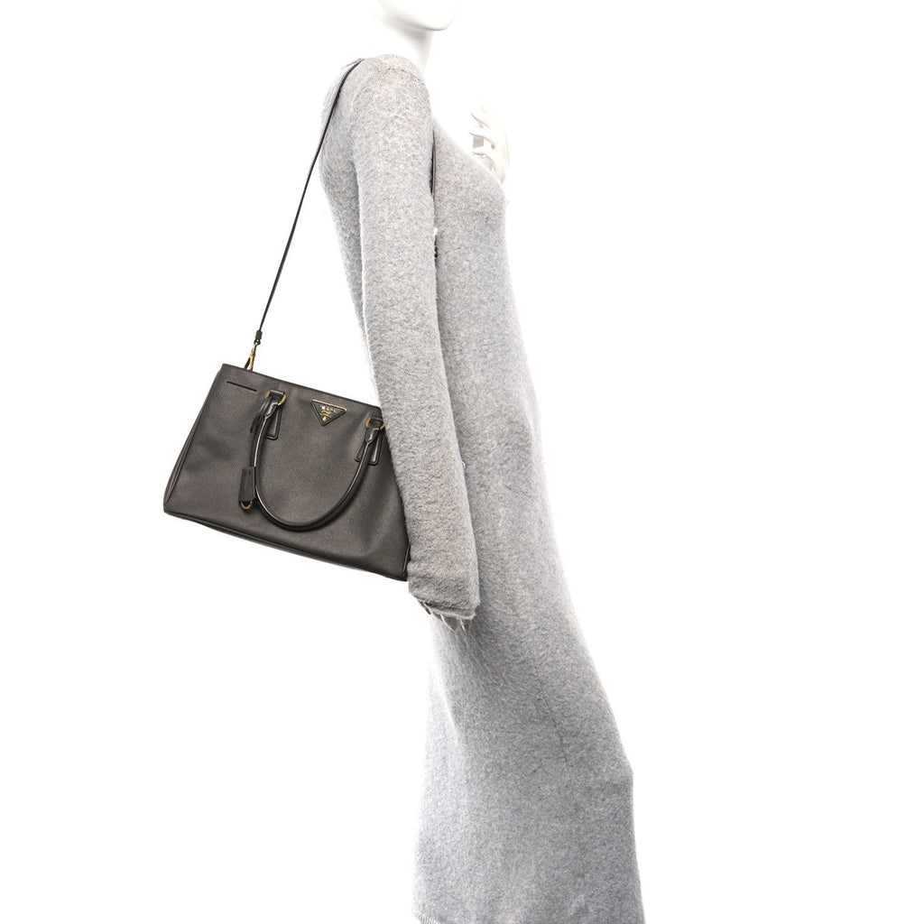 Saffiano Lux Medium Tote Grafite