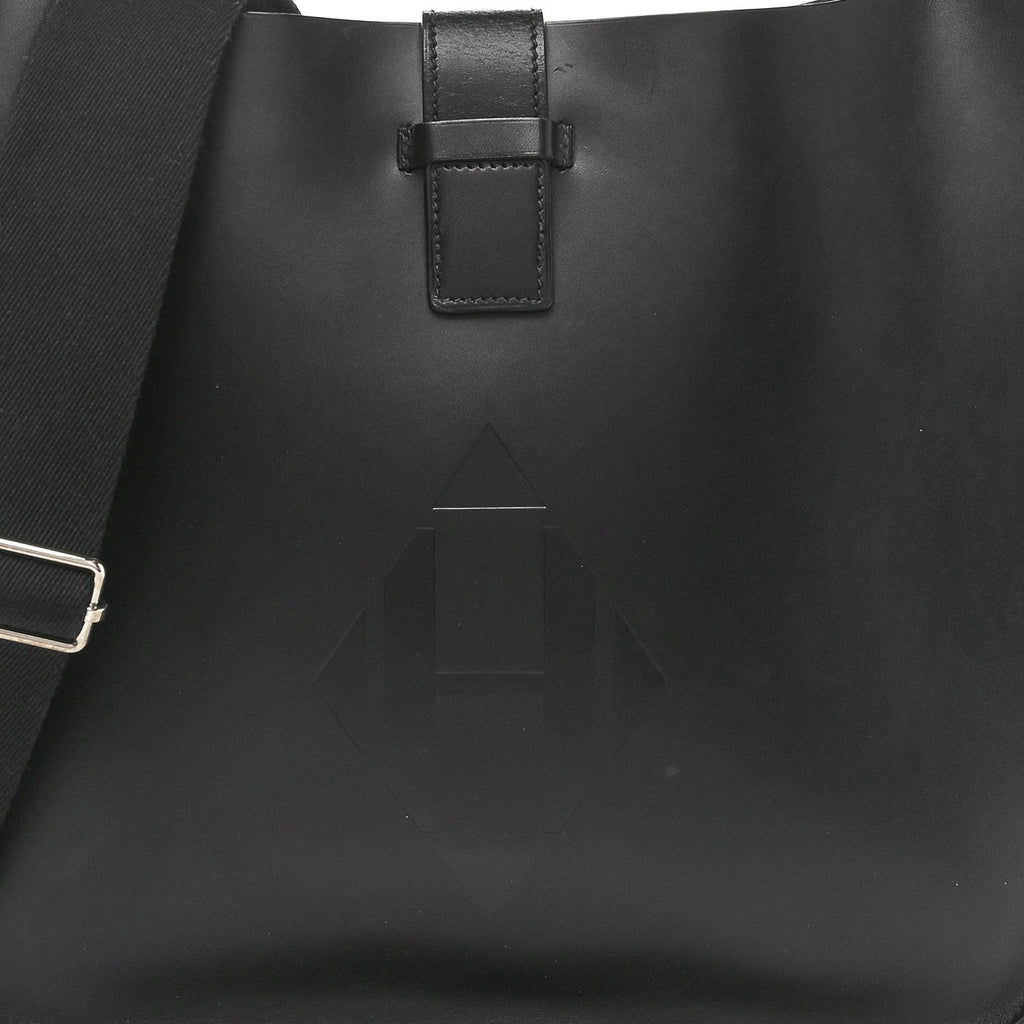 Vache Hunter Evelyne Sellier 29 PM Black
