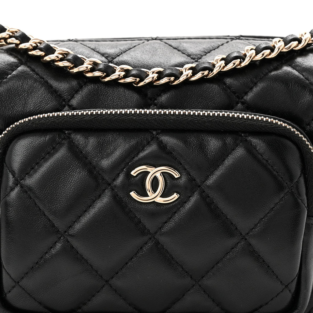 Shiny Crumpled Lambskin Quilted Small Preppy Pocket Camera Case Black
