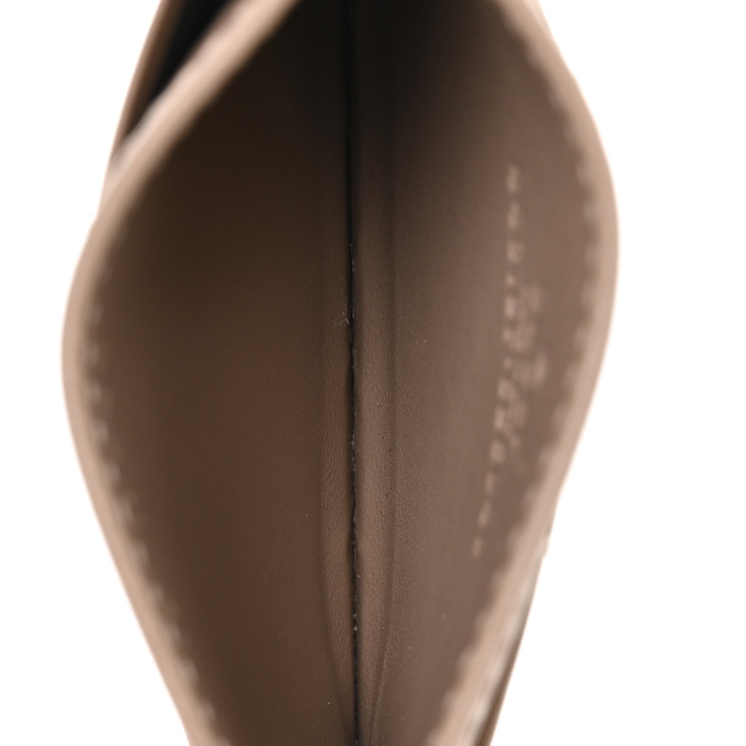 Calfskin Matelasse GG Marmont  Holder Porcelain Rose