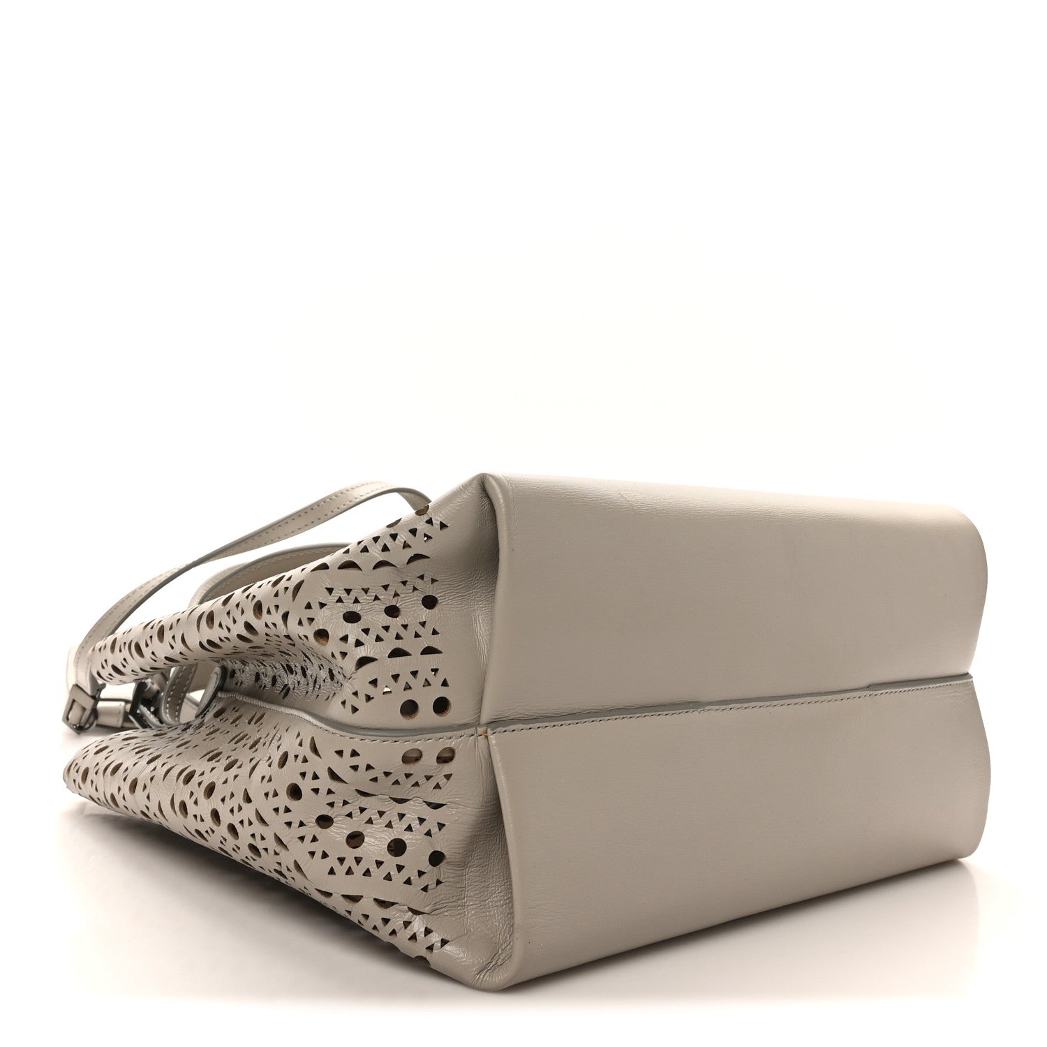 Lux Calfskin Vienne Wave Mina 25 Bag Perle
