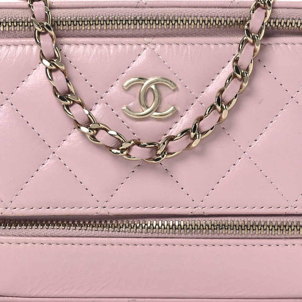 Shiny Lambskin Quilted Top Handle Vanity Case With Chain Pink