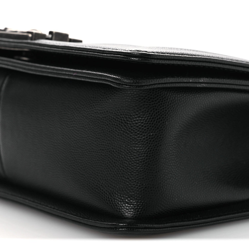 Caviar Quilted Medium Boy Flap Black