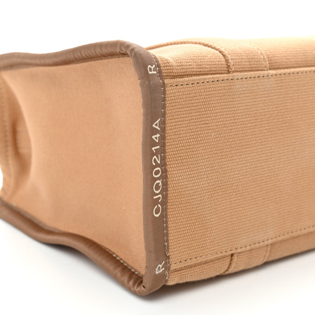 Jacquard Medium The Traveler Tote Bag Camel