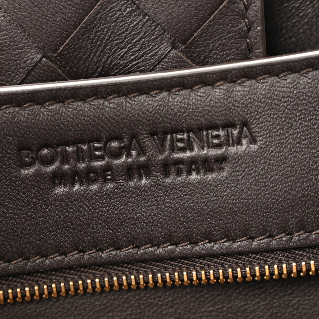Nappa Intrecciato Medium Andiamo Shoulder Bag Fondant