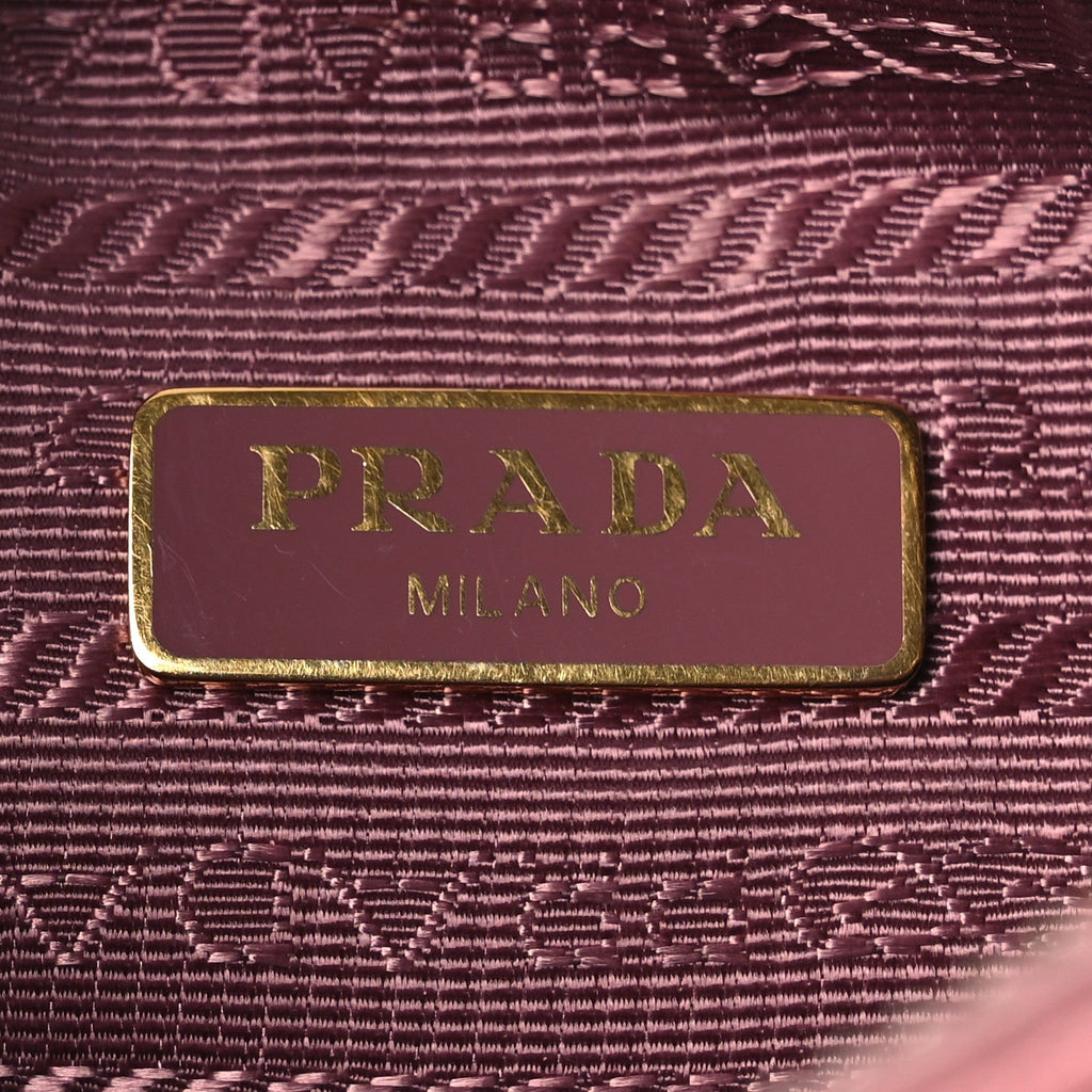 Saffiano Lux Re-Edition 2005 Shoulder Bag Petalo