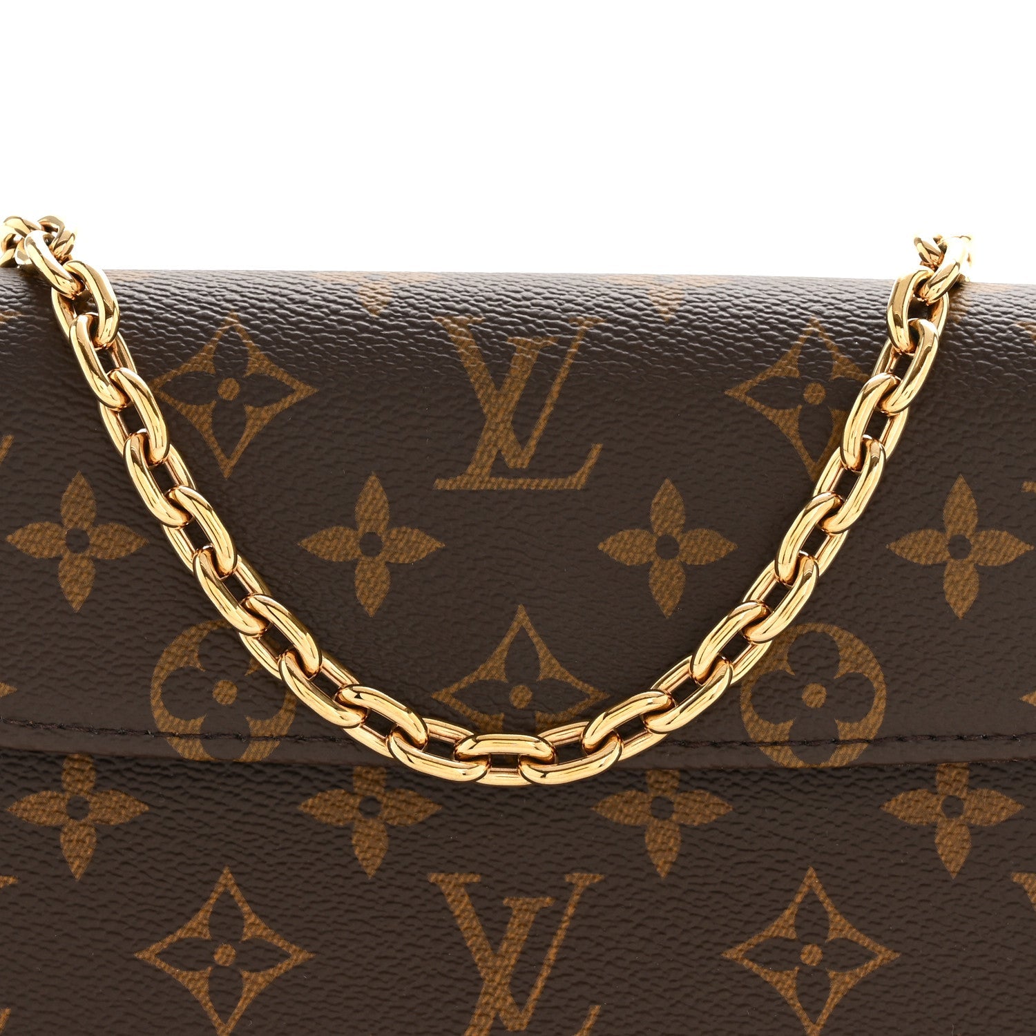 Monogram Ivy Wallet On Chain