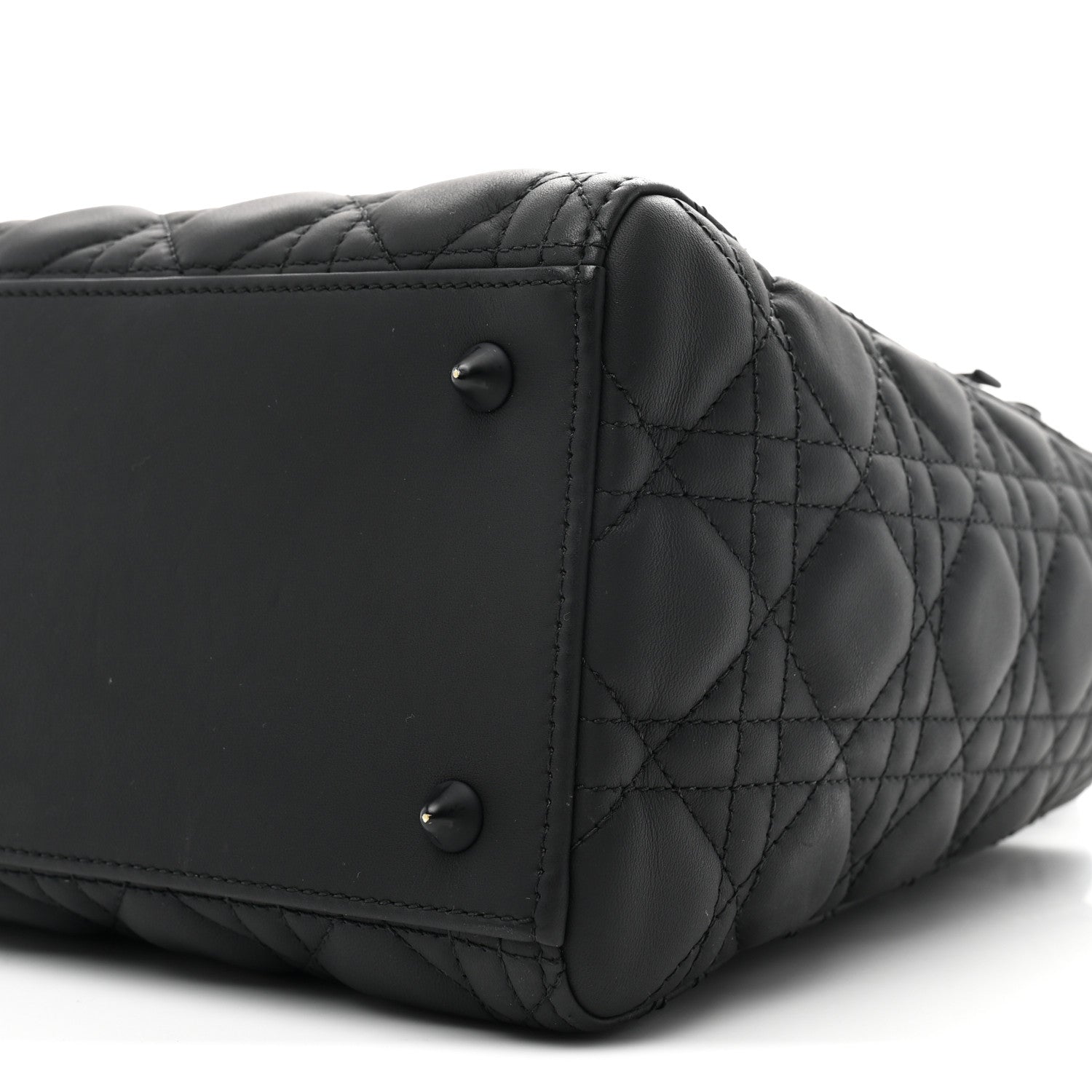 Ultra Matte Calfskin Cannage Medium Lady Dior Black