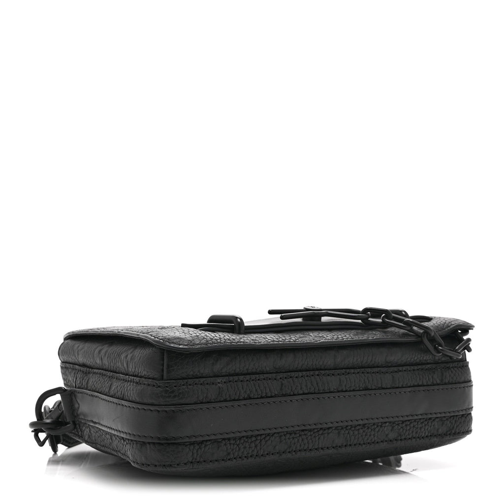 Taurillon Monogram Steamer Messenger Black