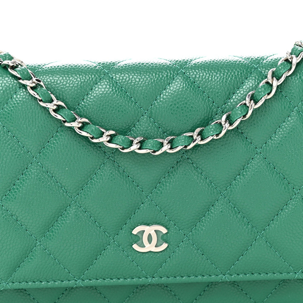 Caviar Quilted Wallet On Chain WOC Green