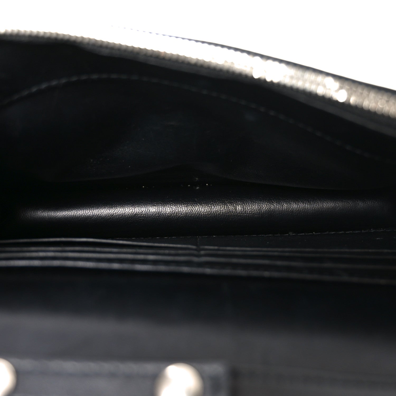 Grained Calfskin Graffiti BB Wallet On Chain Black