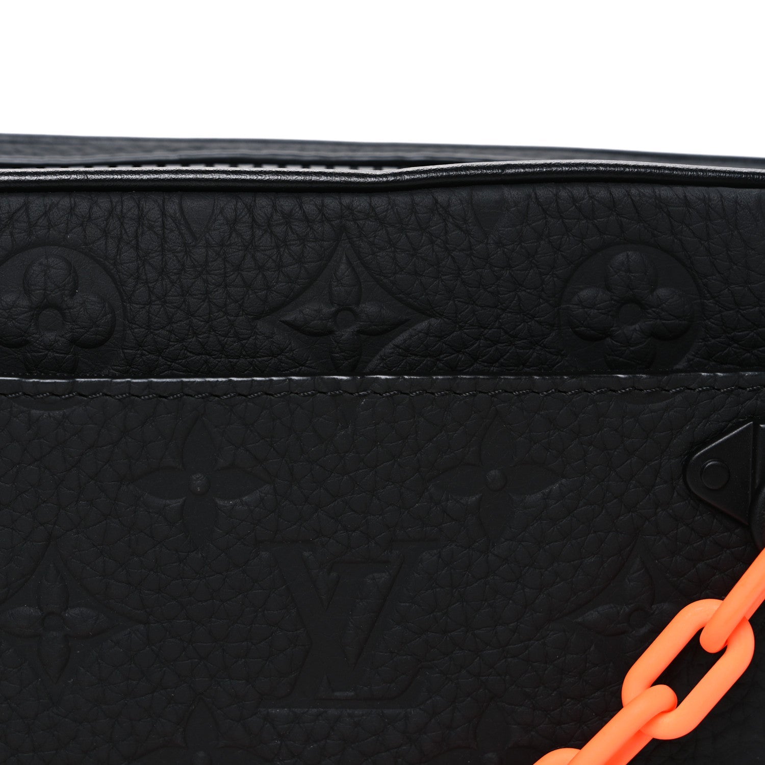 Taurillon Monogram Uniformes Solar Ray Soft Pochette Volga Belt Bag Black