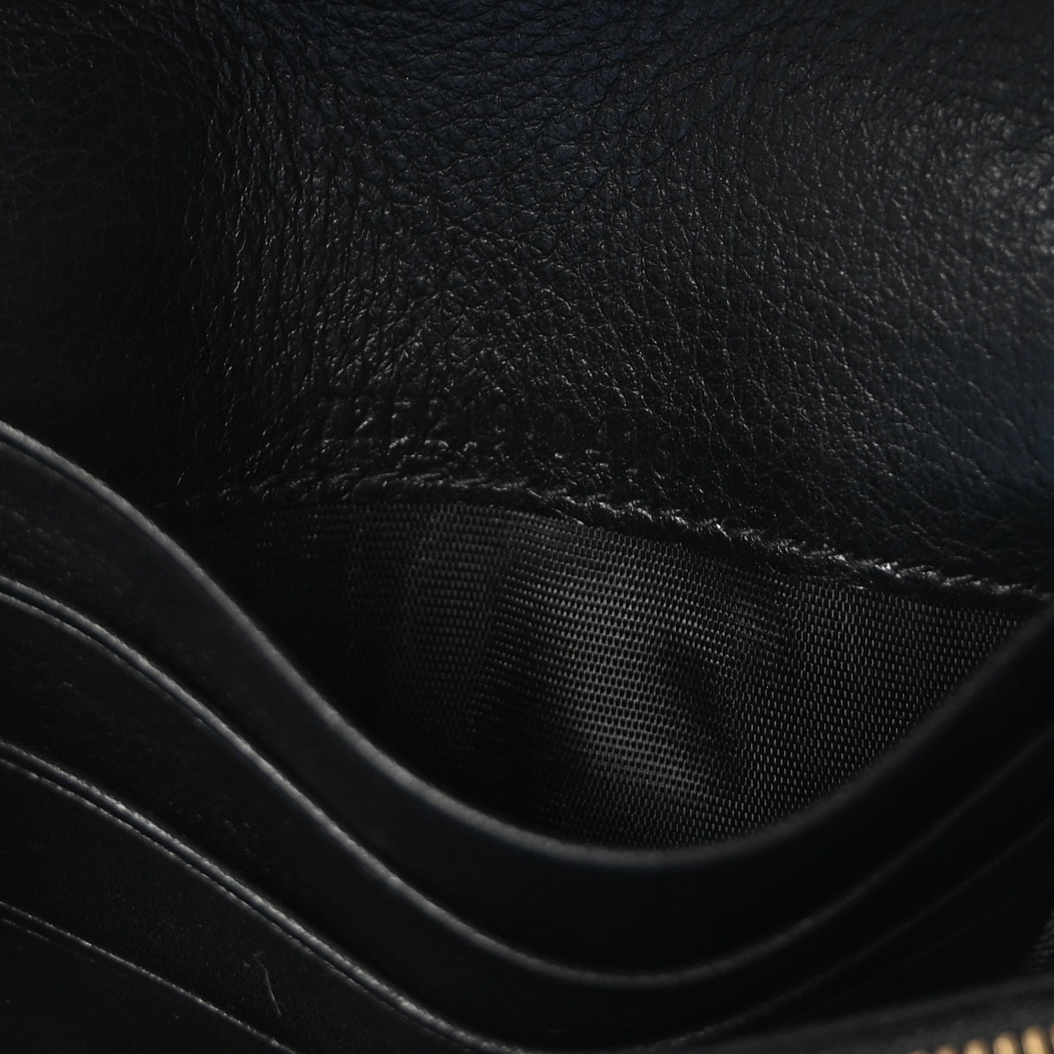 Roxy Calfskin Medium Blondie Chain Wallet Black