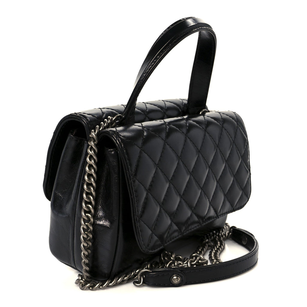 Glazed Calfskin Pilot Essentials Flap Black