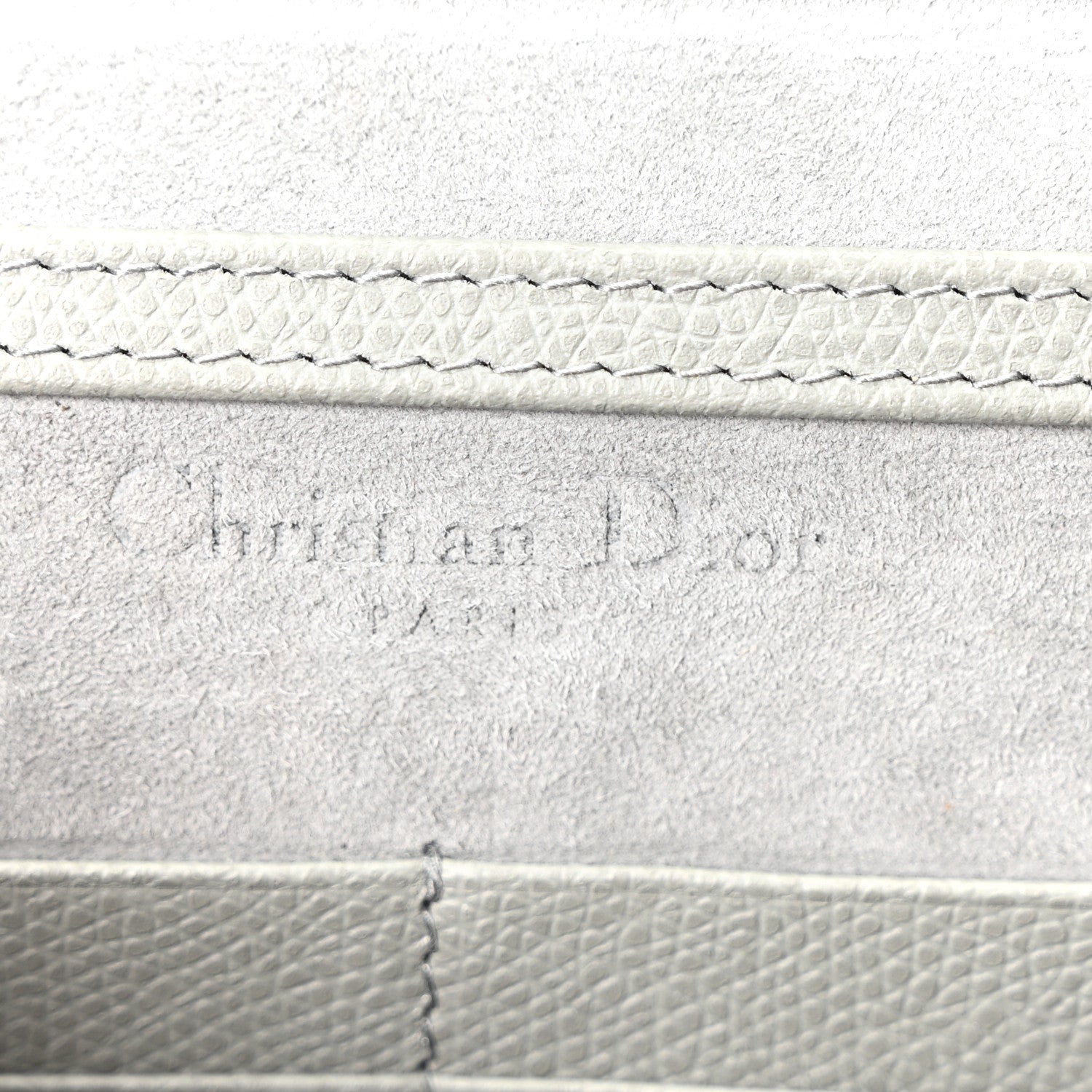 Calfskin 30 Montaigne 2 in 1 Pouch Grey