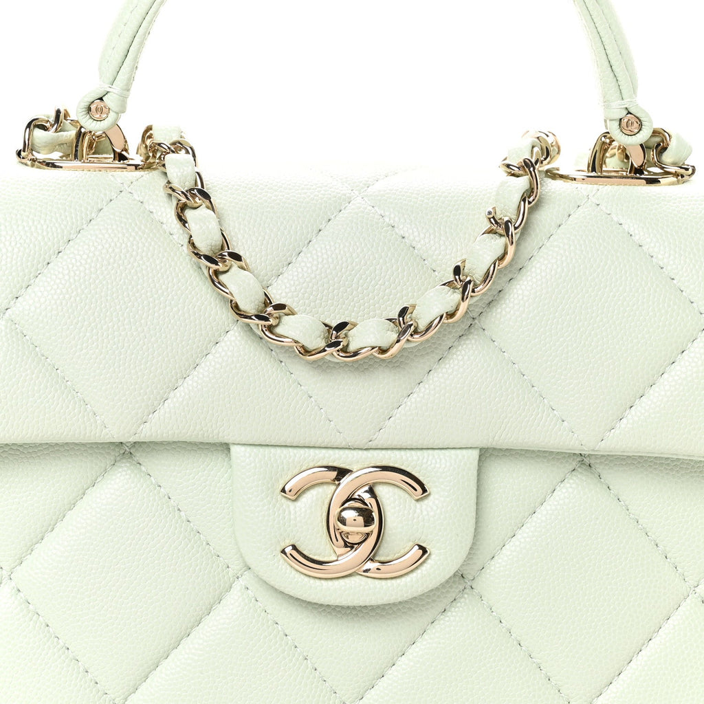 Caviar Quilted Retro Medium Twist Top Handle Clutch Light Green
