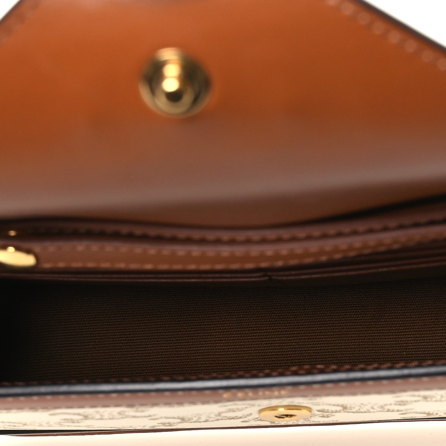 Triomphe Canvas Calfskin Maillon Wallet on Chain White