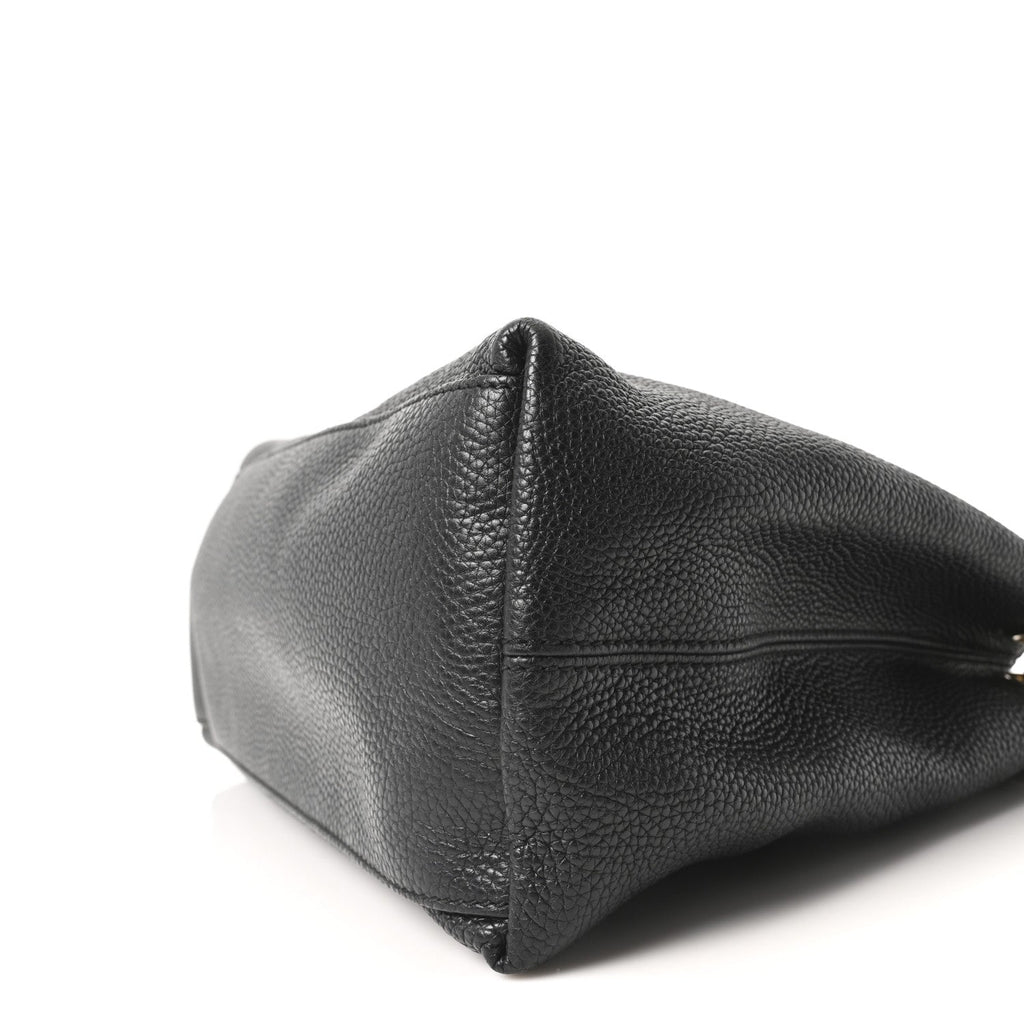 Pebbled Calfskin Medium Soho Chain Shoulder Bag Black