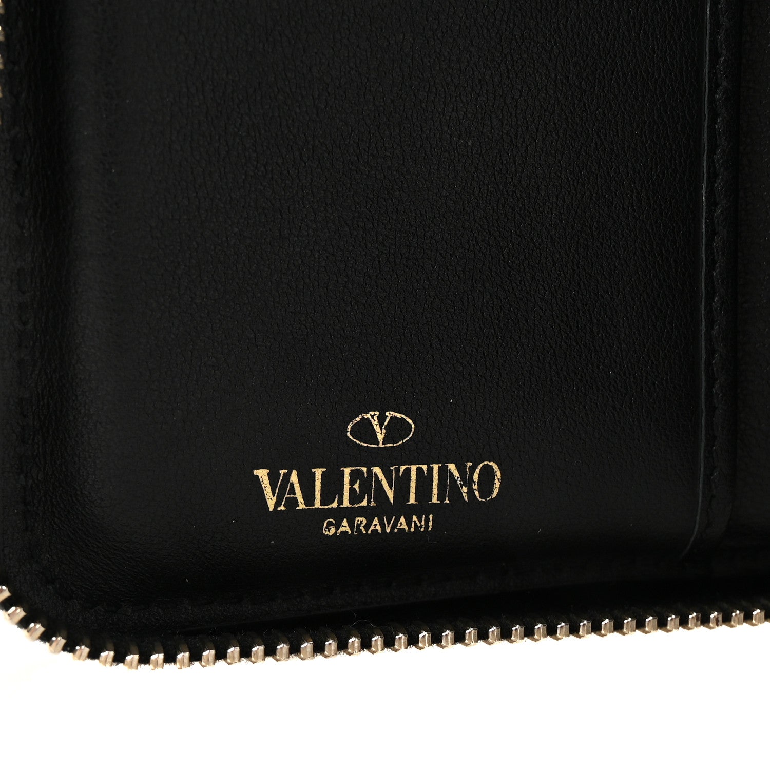 Calfskin Go Logo Zip Around Wallet Black