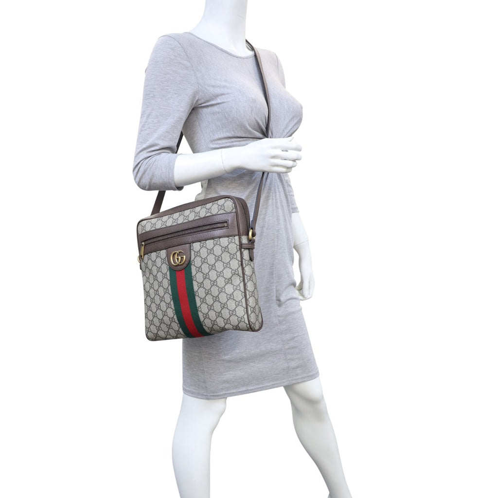 Gucci GG Supreme Ophidia Medium Messenger Bag