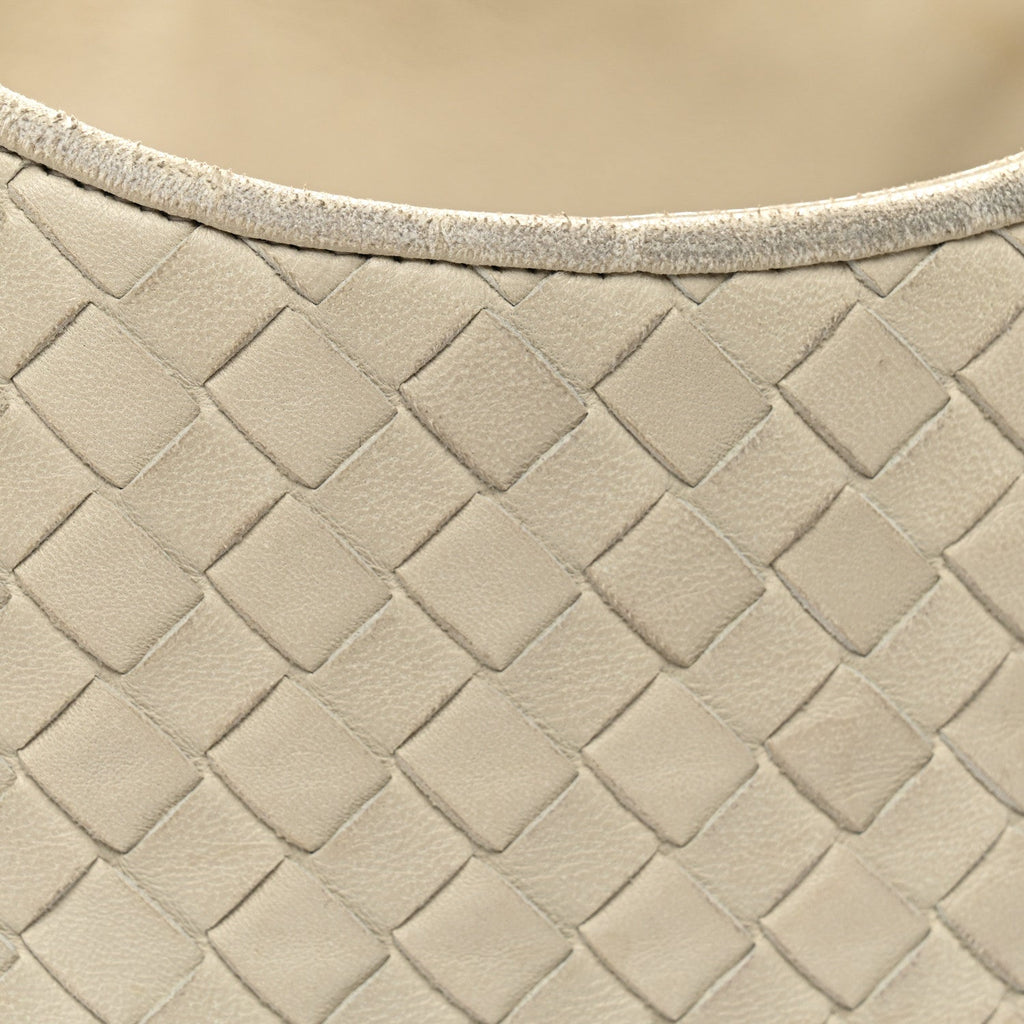 Nappa Intrecciato Ball Hobo White